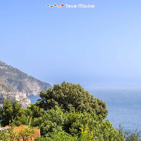 Stone For Life, Terre Marine Apartamento