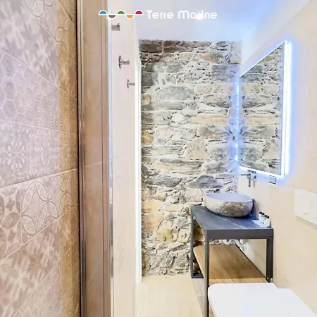 Stone For Life, Terre Marine Apartamento Corniglia