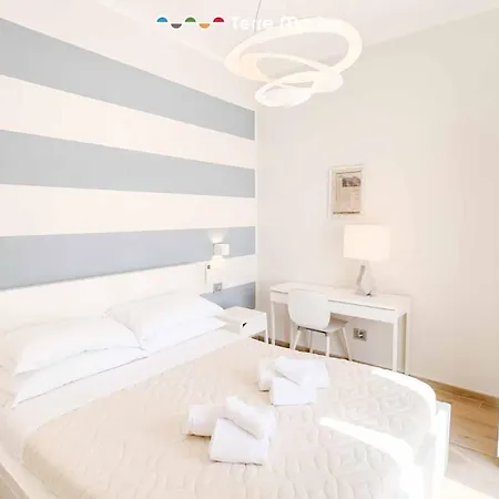Stone For Life, Terre Marine Apartamento